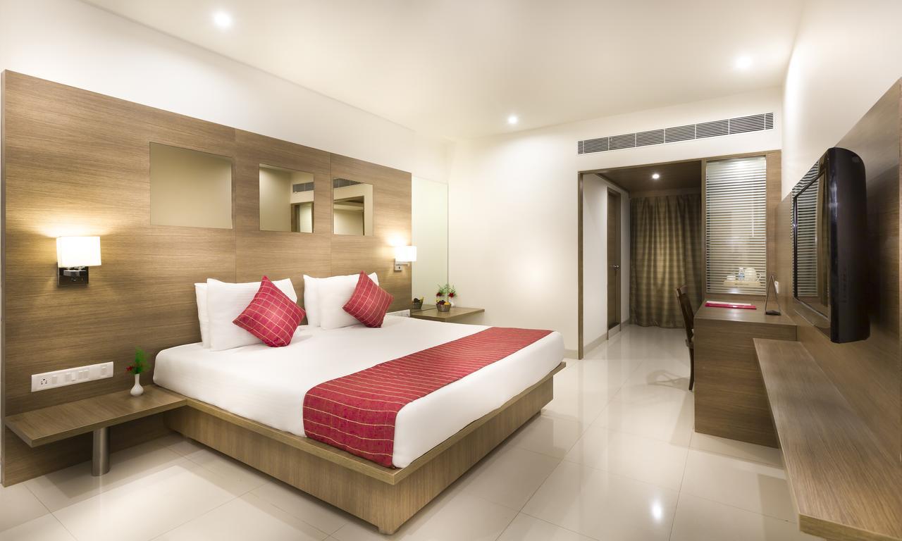 Regency Tiruttani By Grt Hotels Thiruttani Ngoại thất bức ảnh