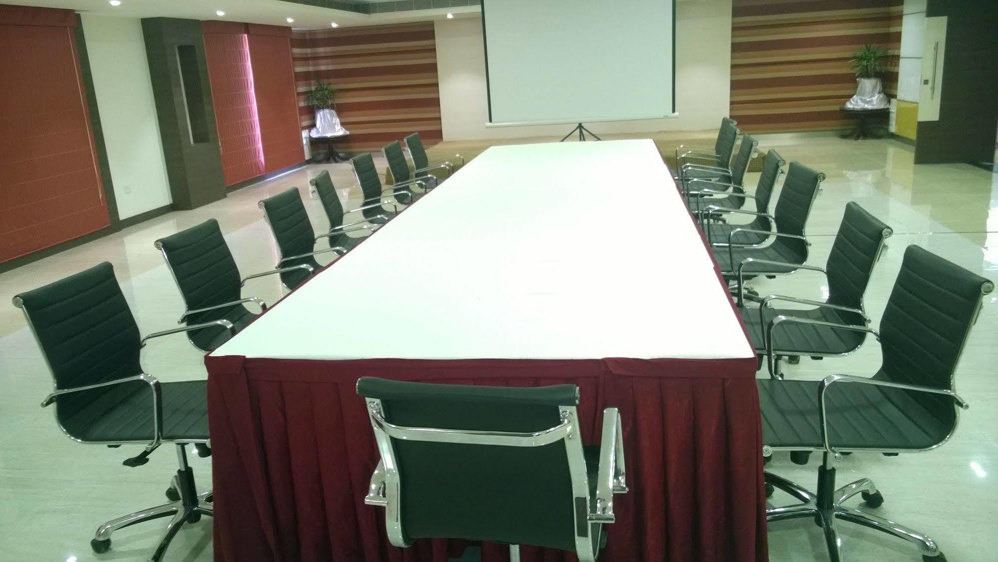 Regency Tiruttani By Grt Hotels Thiruttani Ngoại thất bức ảnh