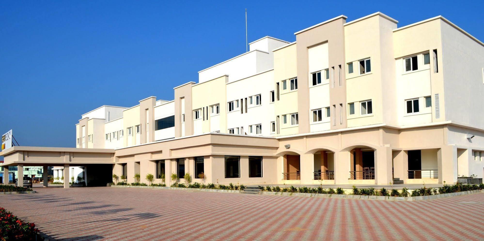 Regency Tiruttani By Grt Hotels Thiruttani Ngoại thất bức ảnh